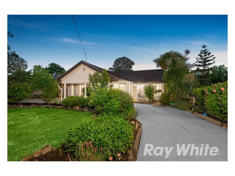 10 Henty Court, Croydon VIC 3136