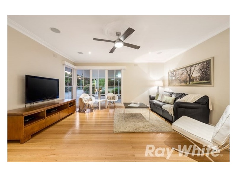 10 Henty Court, Croydon VIC 3136