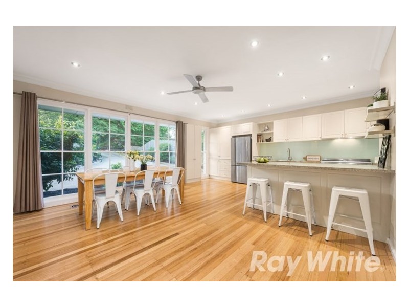 10 Henty Court, Croydon VIC 3136