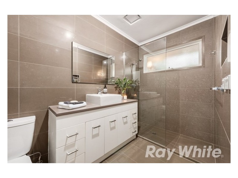 10 Henty Court, Croydon VIC 3136