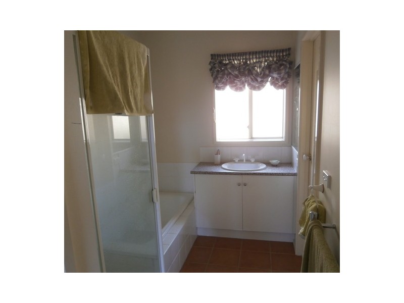 2/508 Elgar Rd, Box Hill North VIC 3129