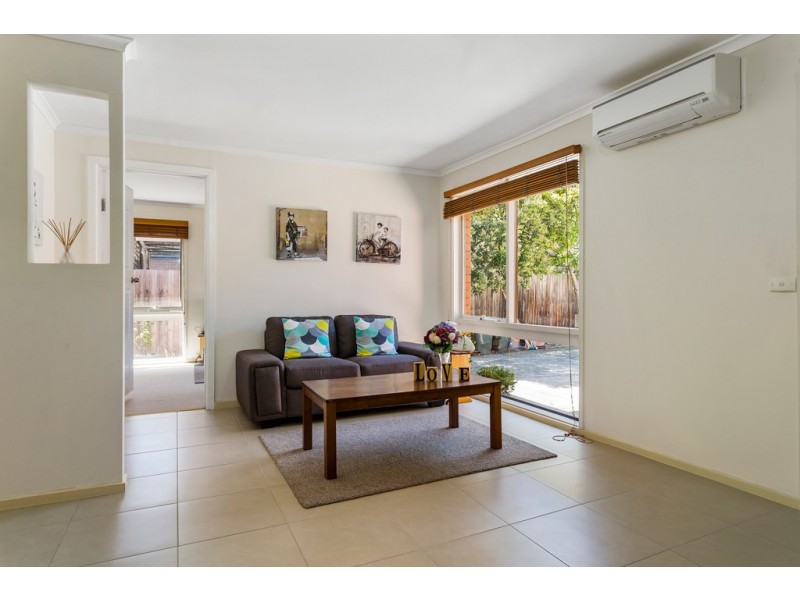 2/98 Thames Street, Box Hill North VIC 3129