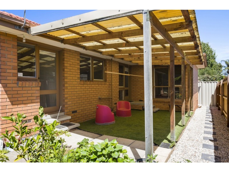 2/98 Thames Street, Box Hill North VIC 3129