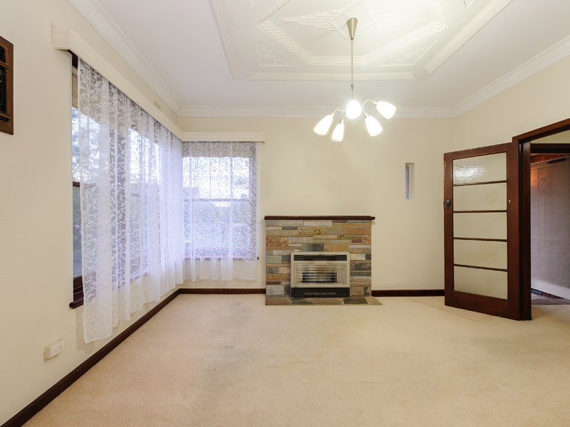 12 Maple Street, Box Hill VIC 3128
