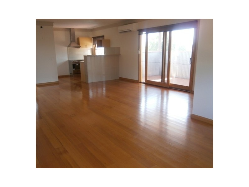 113 Woodhouse Grove, Box Hill North VIC 3129
