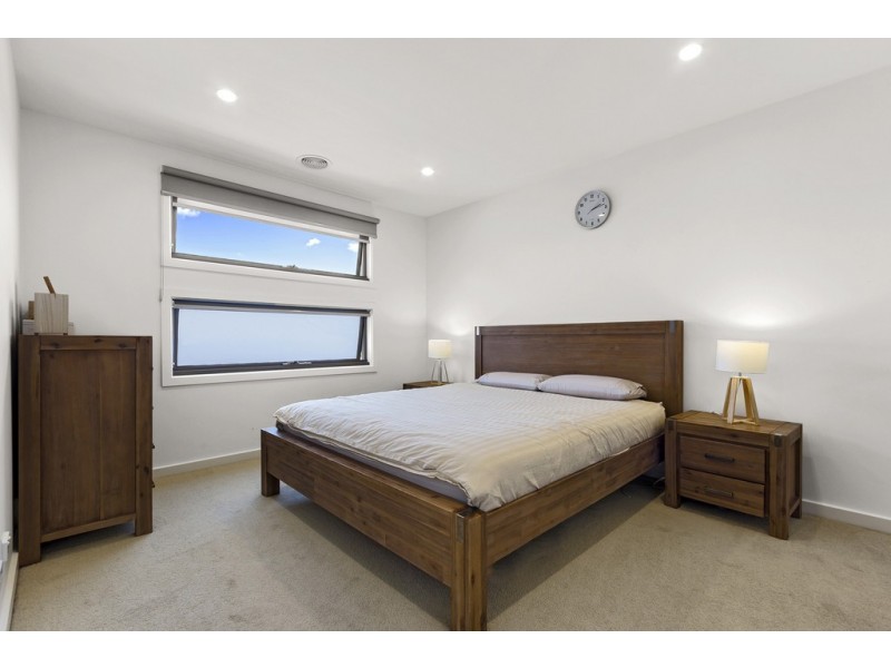 4/408 Middleborough Road, Blackburn VIC 3130