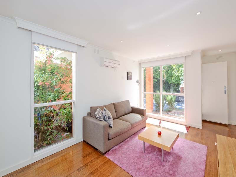 2/7 Lyndhurst Crescent, Hawthorn VIC 3122