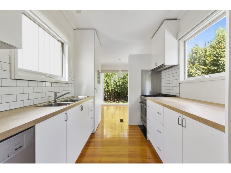 6 Tie Street, Mont Albert North VIC 3129