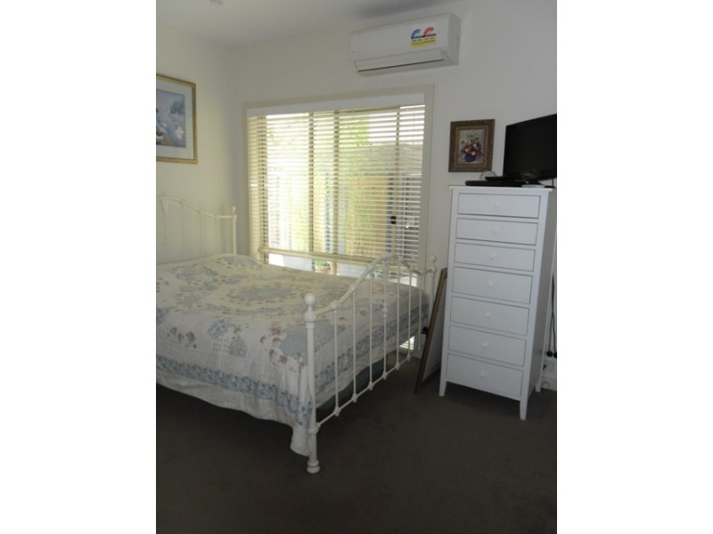 2/2 Minna Street, Blackburn VIC 3130