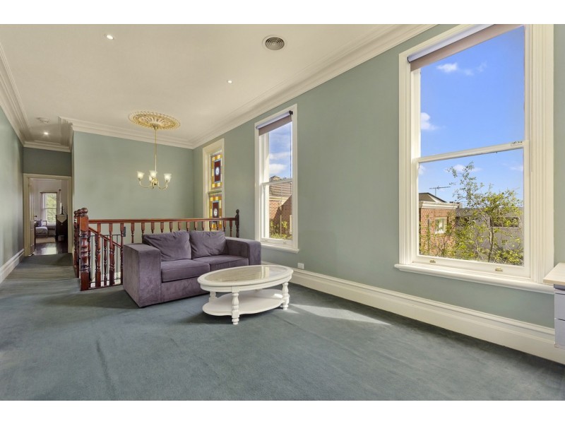 33 Robinson Road, Hawthorn VIC 3122