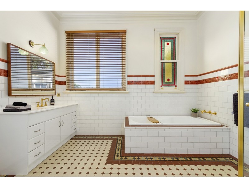 33 Robinson Road, Hawthorn VIC 3122