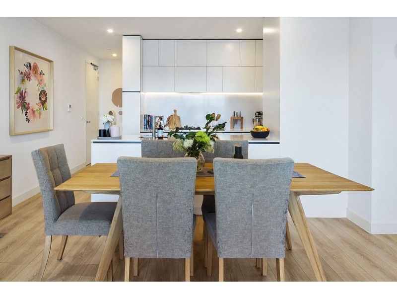 102/2 Elland Avenue, Box Hill VIC 3128