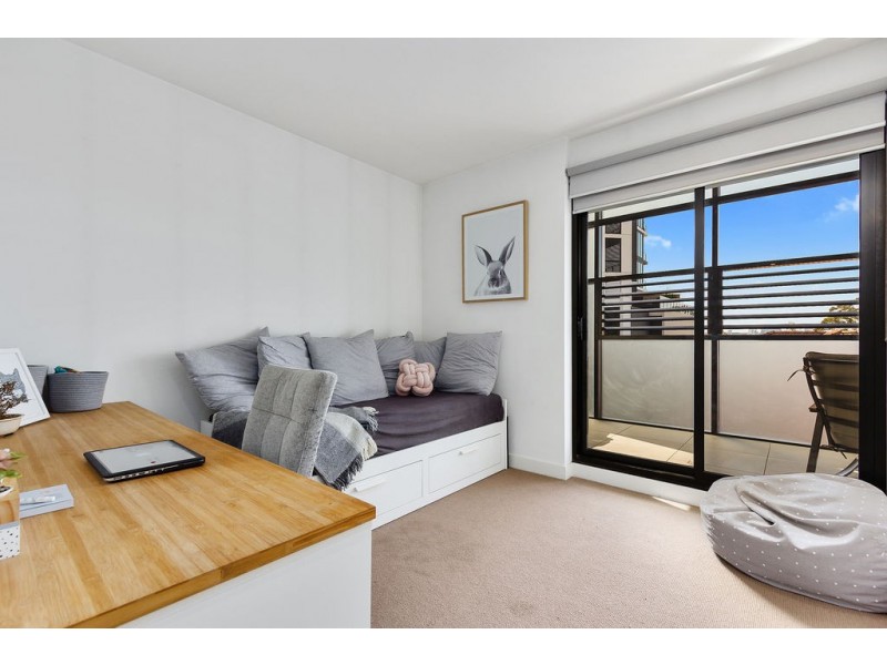 102/2 Elland Avenue, Box Hill VIC 3128