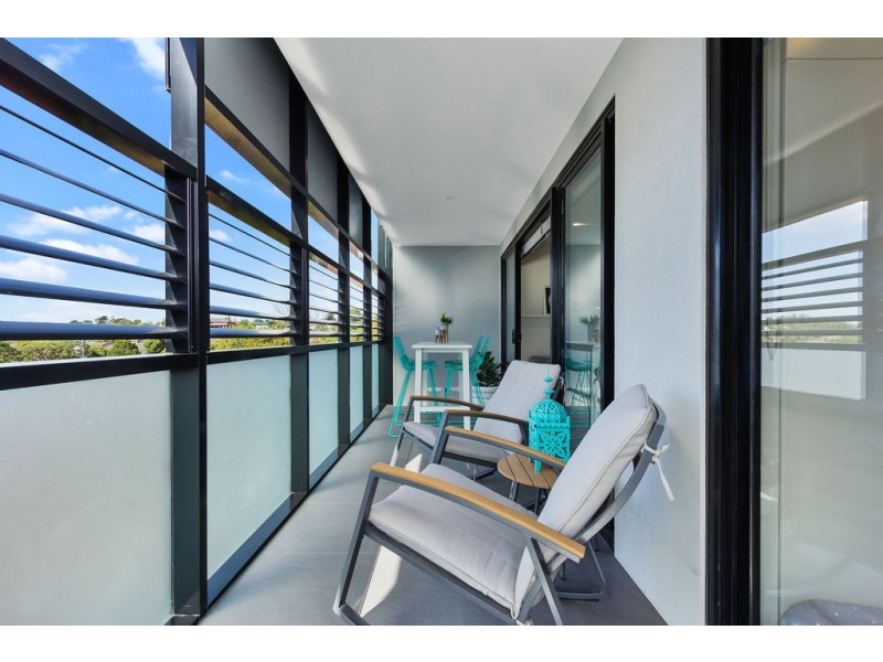 102/2 Elland Avenue, Box Hill VIC 3128
