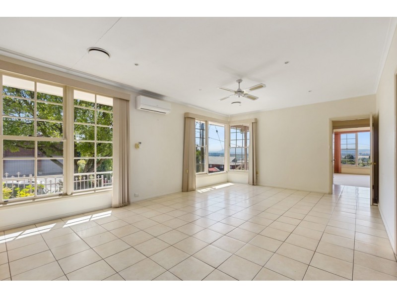 311 Gallaghers Road, Glen Waverley VIC 3150