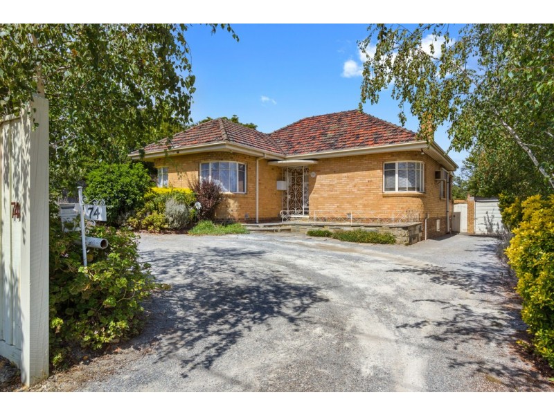 74 Eley Road, Burwood VIC 3125