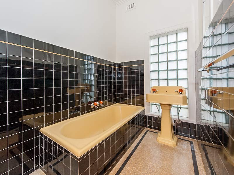 258 Elgar Road, Box Hill South VIC 3128