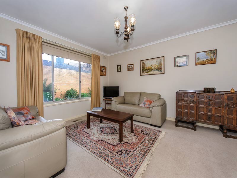 1/1215 Riversdale Road, Box Hill South VIC 3128