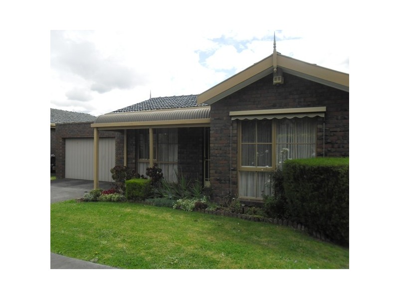 2/3 Surrey St, Box Hill South VIC 3128