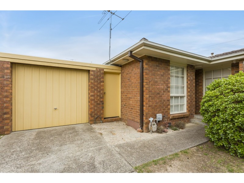 3/2 Clanbrae Avenue, Burwood VIC 3125