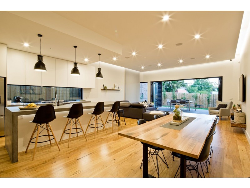 20A Lyndhurst Crescent, Box Hill North VIC 3129