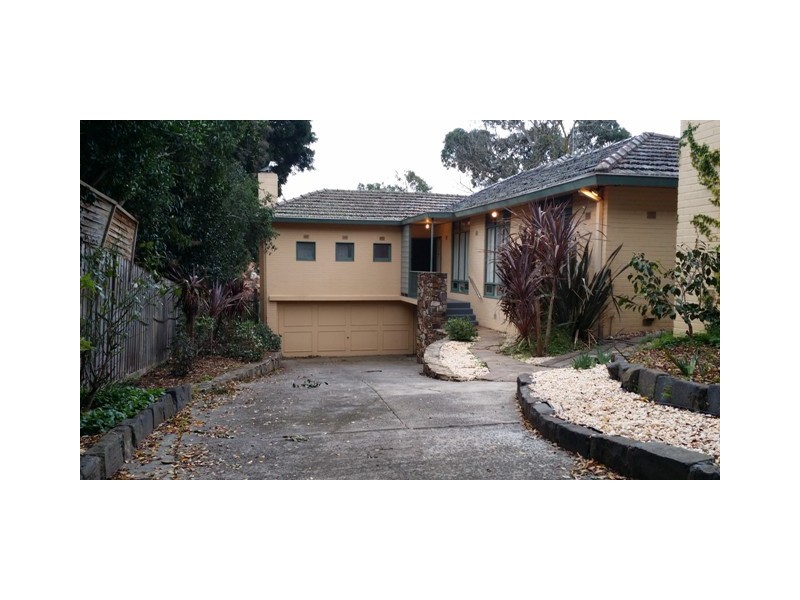 2/1027 Riversdale Road, Surrey Hills VIC 3127