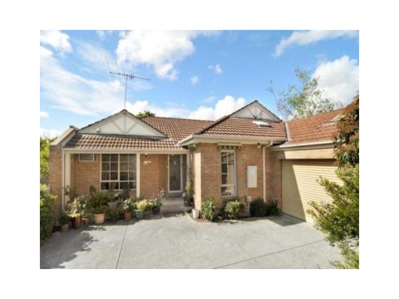 2/14 Tyne Street, Box Hill North VIC 3129