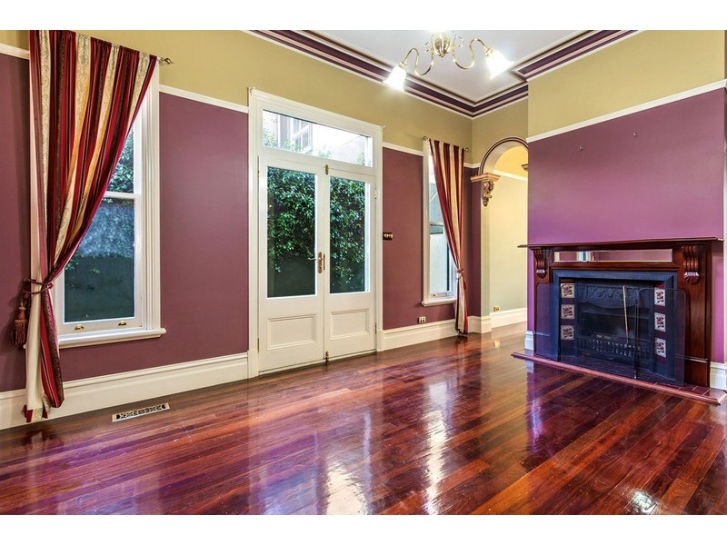 33 Robinson Road, Hawthorn VIC 3122