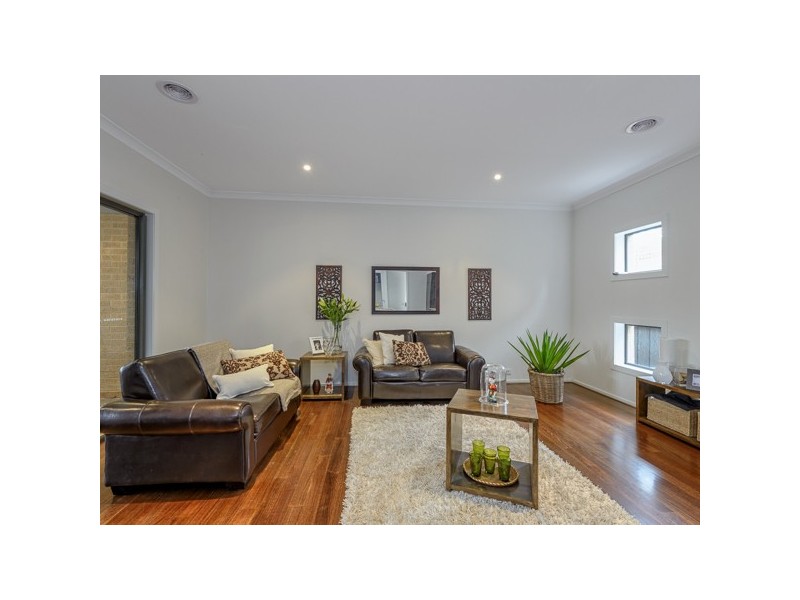 8 Margaret Street, Box Hill VIC 3128