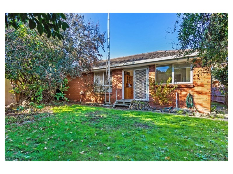 14  Gareth Drive, Burwood East VIC 3151