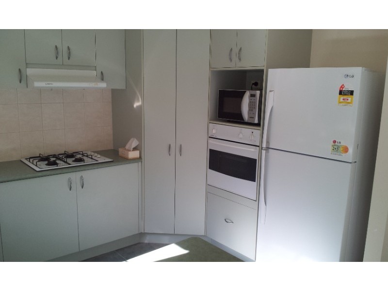 6 Oak Court, Box Hill South VIC 3128