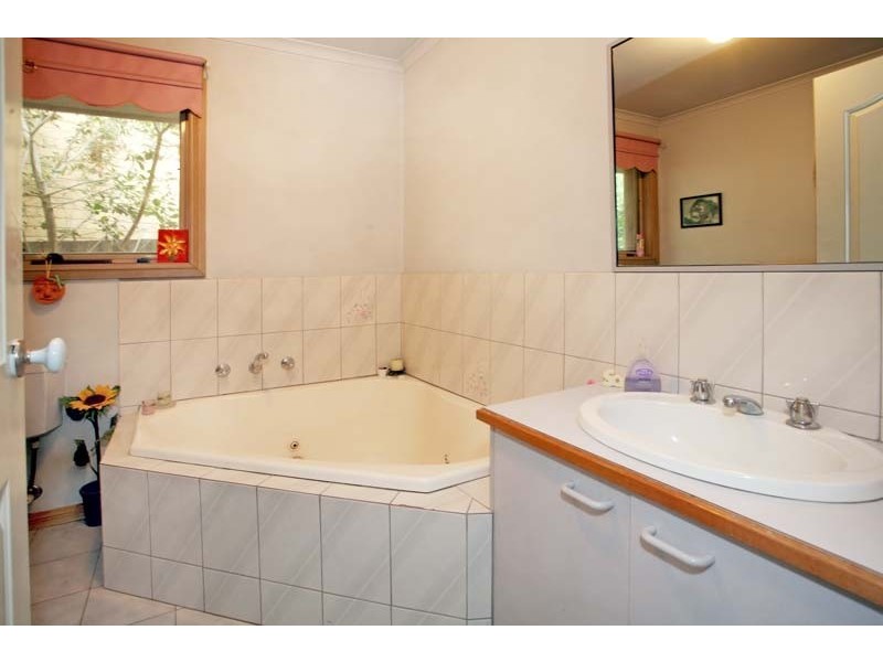 2/46 Karen Street, Box Hill North VIC 3129