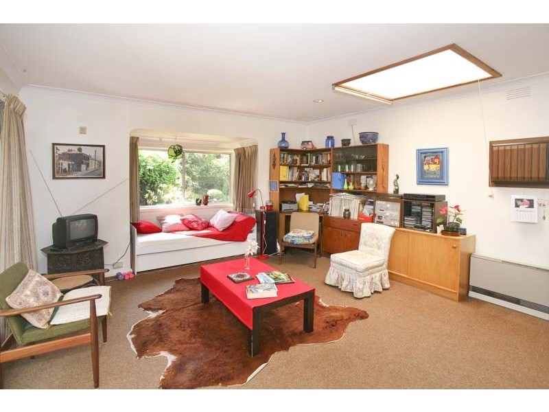 1 Wren Close, Nunawading VIC 3131