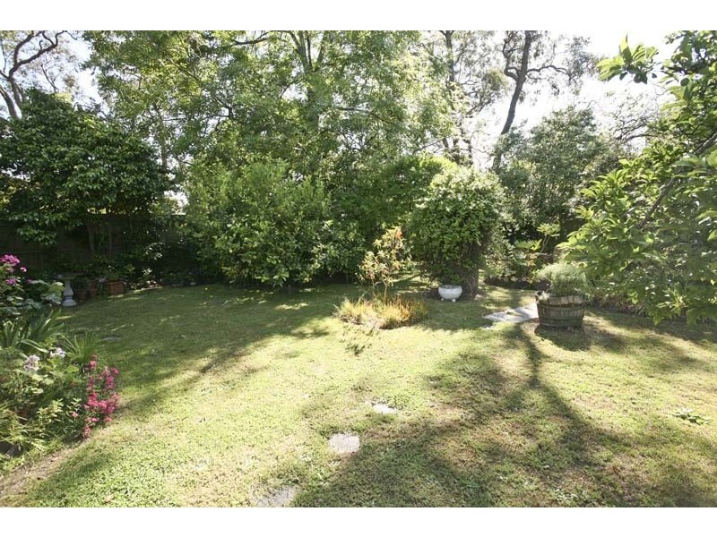 1 Wren Close, Nunawading VIC 3131