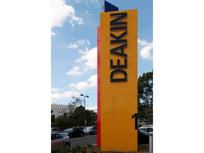 35 Inverness Avenue, Burwood VIC 3125