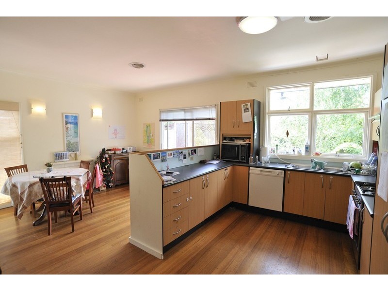 43 Olympiad Crescent, Box Hill North VIC 3129