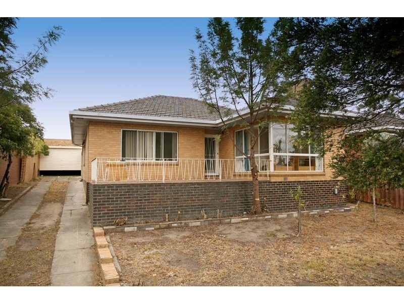 5  Inverness Avenue, Burwood VIC 3125