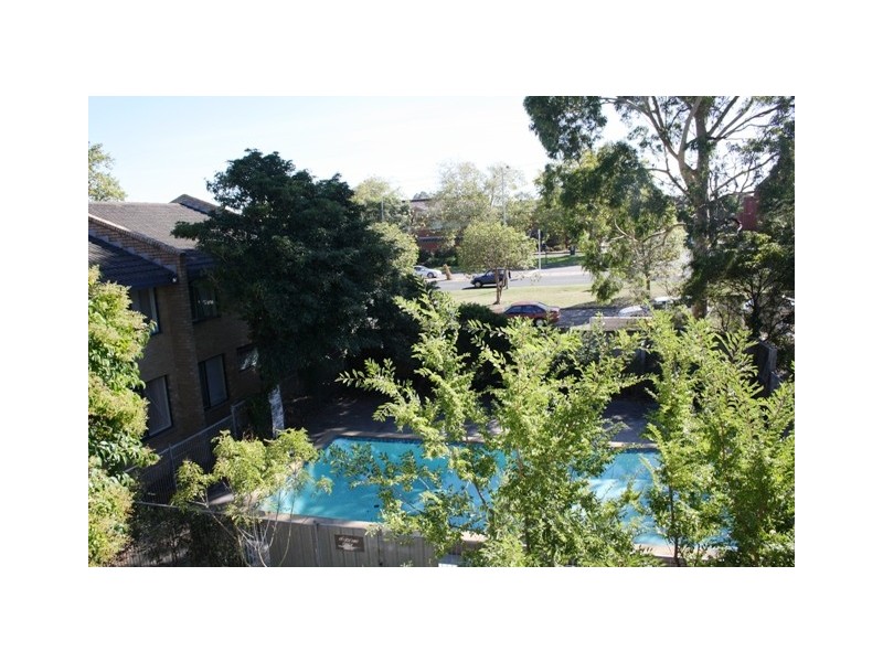 12/1072 Whitehorse Road, Box Hill VIC 3128