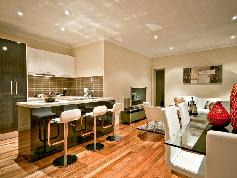 6 Ian Grove, Burwood VIC 3125