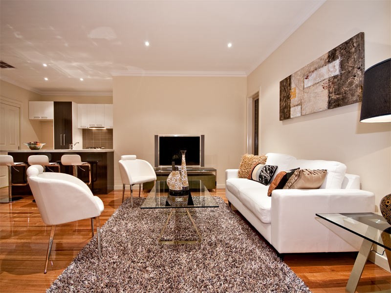 6 Ian Grove, Burwood VIC 3125