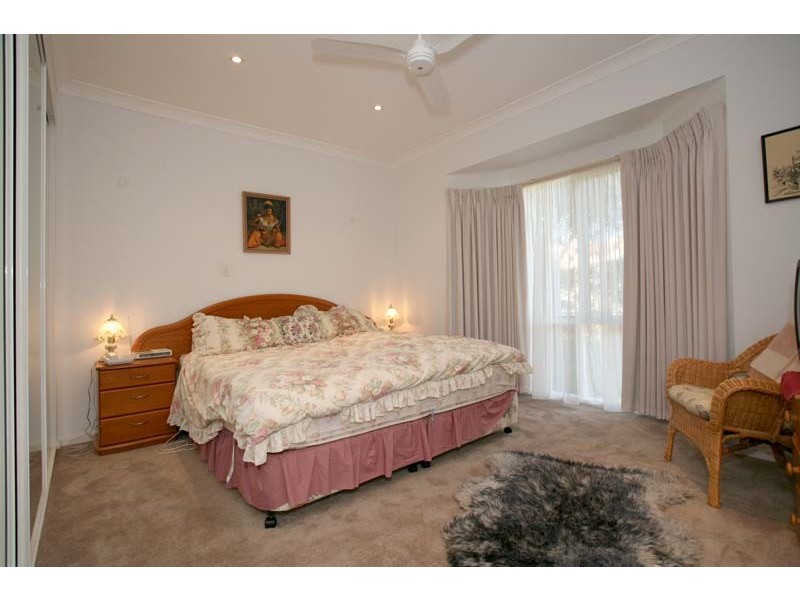 9 Brook Crescent, Box Hill South VIC 3128