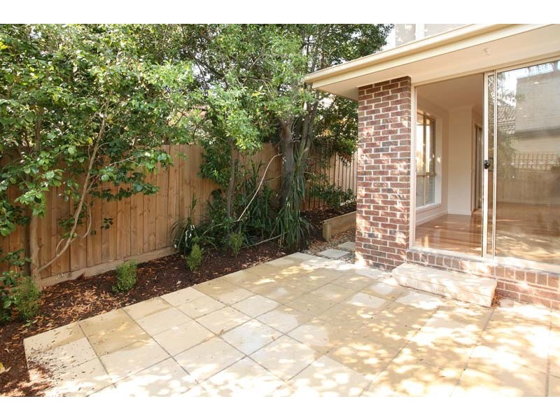 2 Gissing Street, Blackburn South VIC 3130