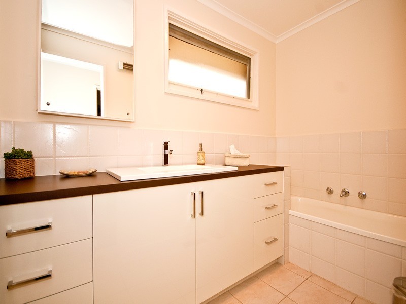 29 Boardman Close, Box Hill South VIC 3128