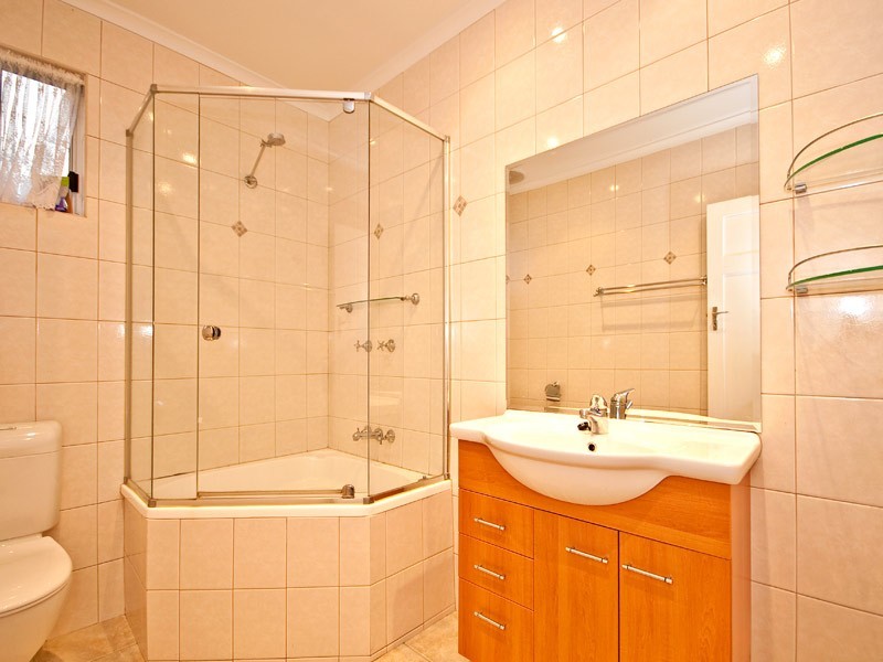 52 Hawthorn Road, Burwood East VIC 3151