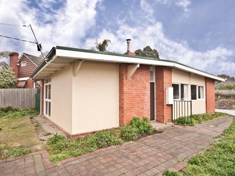 52 Hawthorn Road, Burwood East VIC 3151