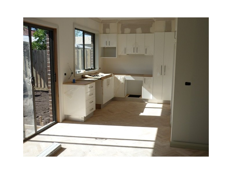 1a Simla Street, Mitcham VIC 3132