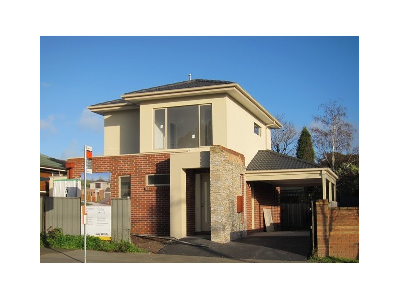 154  Mahoneys Road, Forest Hill VIC 3131