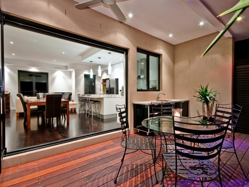 76  Parer Street, Burwood VIC 3125