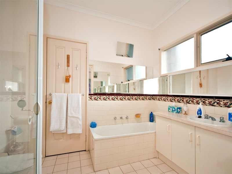 2/346 Station Street, Box Hill South VIC 3128