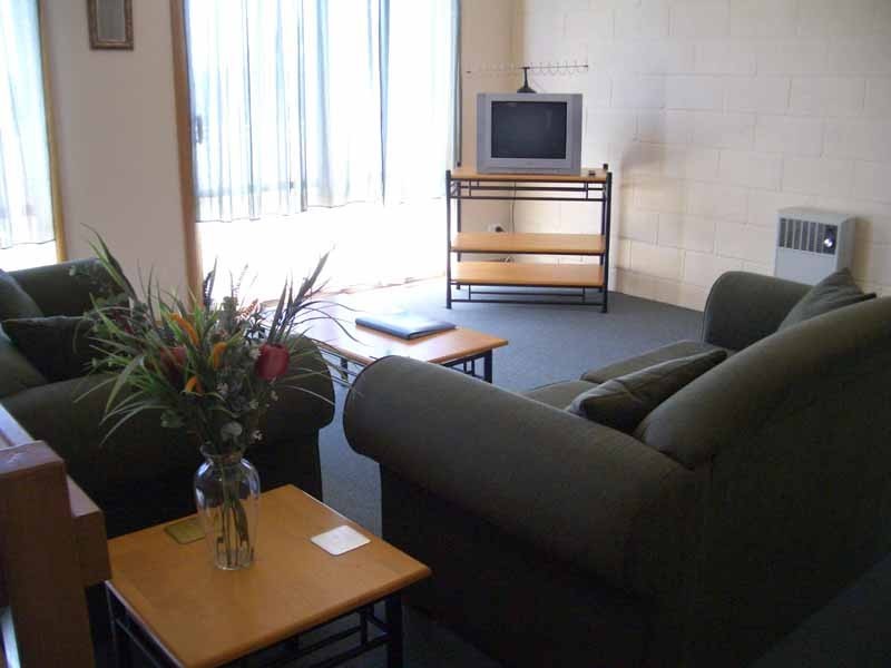 16-18 Halcyon Grove, St Helens TAS 7216